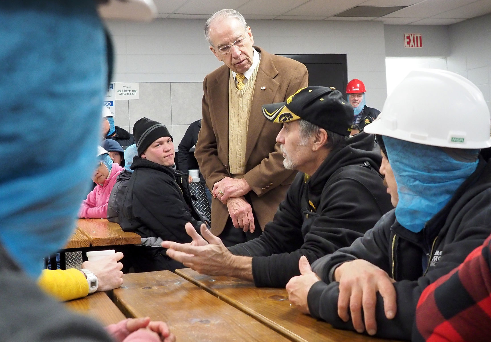 Grassley visits Cloverleaf Cold Storage
